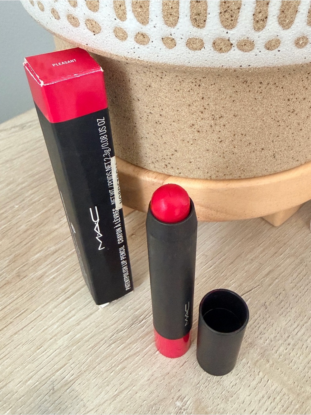 MAC Cosmetics Lipstick Stick in Vibrant Red (Pleasant)